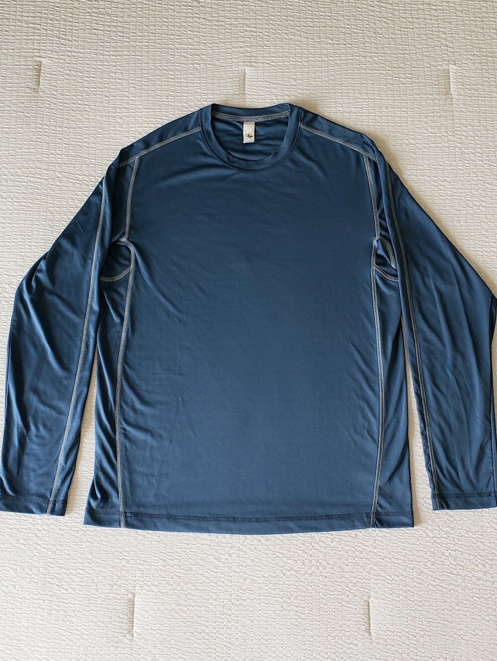 NWOT! ALO Men's Athleisure LS Flatlock Stitching Performance Shirt (L) Blue